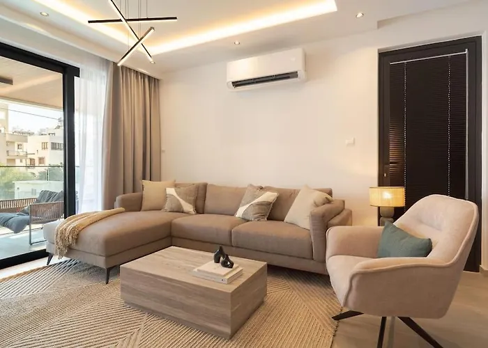 Mackenzie Sands 2 Bdr Luxe Flat